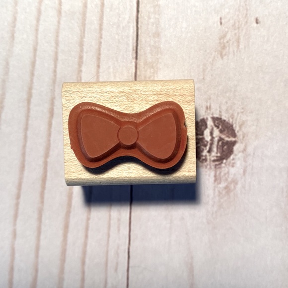 5/20$ RUBBER STAMP bowtie - Picture 2 of 2
